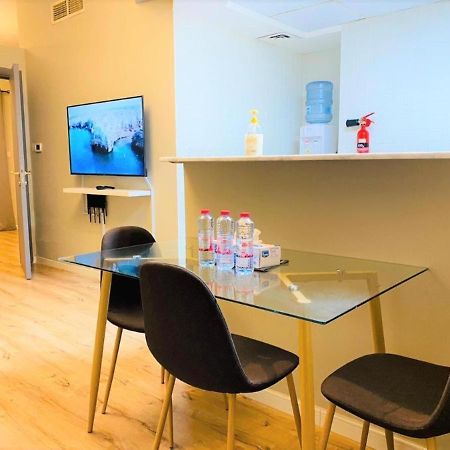 Royal Manor- Marina Diamond 2 Apartment Дубай Екстериор снимка