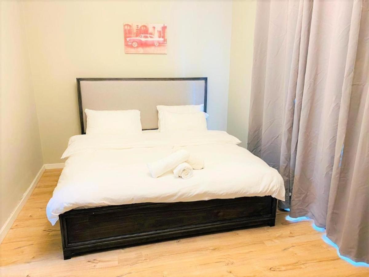 Royal Manor- Marina Diamond 2 Apartment Дубай Екстериор снимка